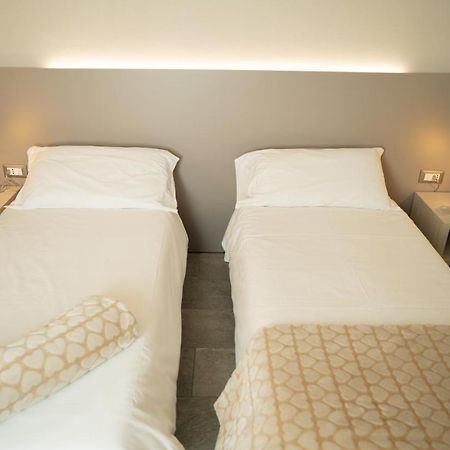 Hotel Europa Dossobuono Extérieur photo