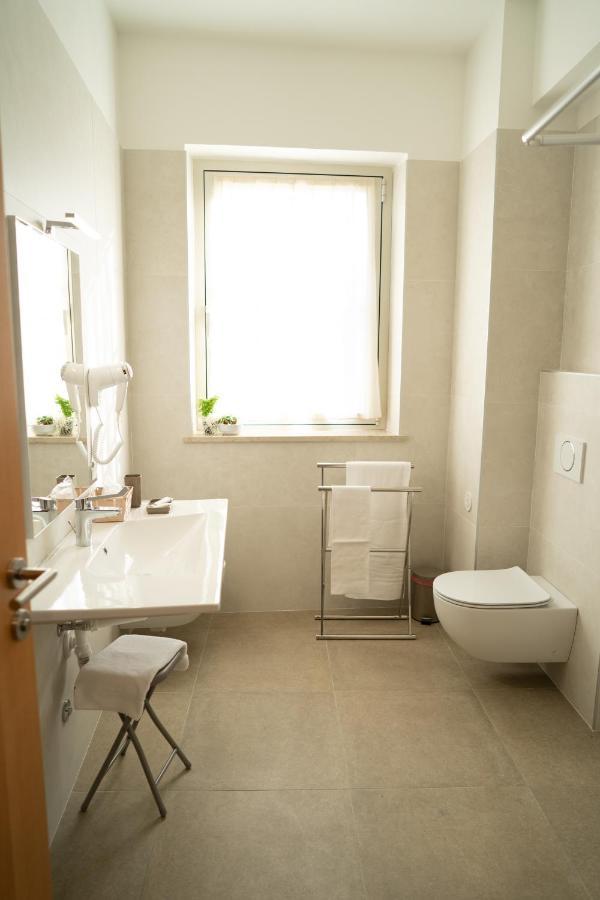 Hotel Europa Dossobuono Extérieur photo