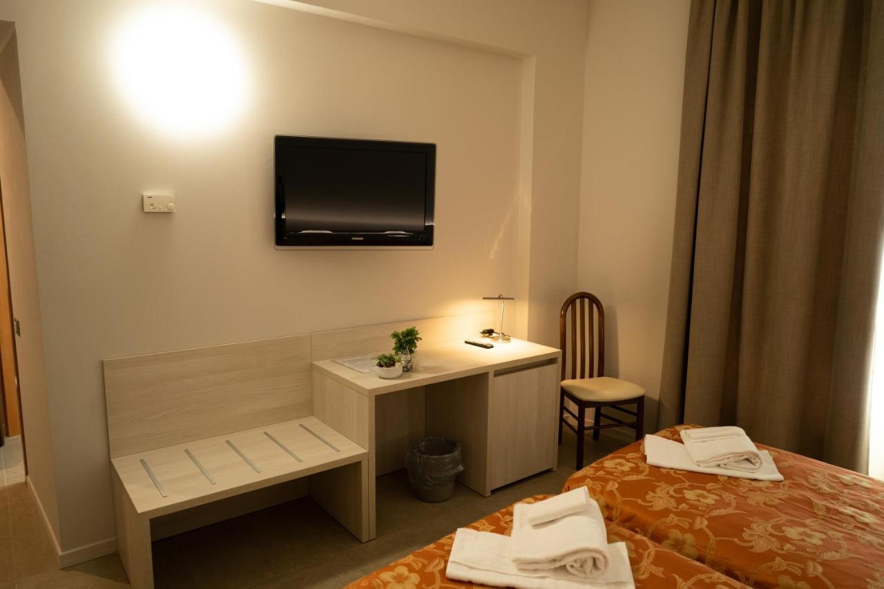 Hotel Europa Dossobuono Extérieur photo